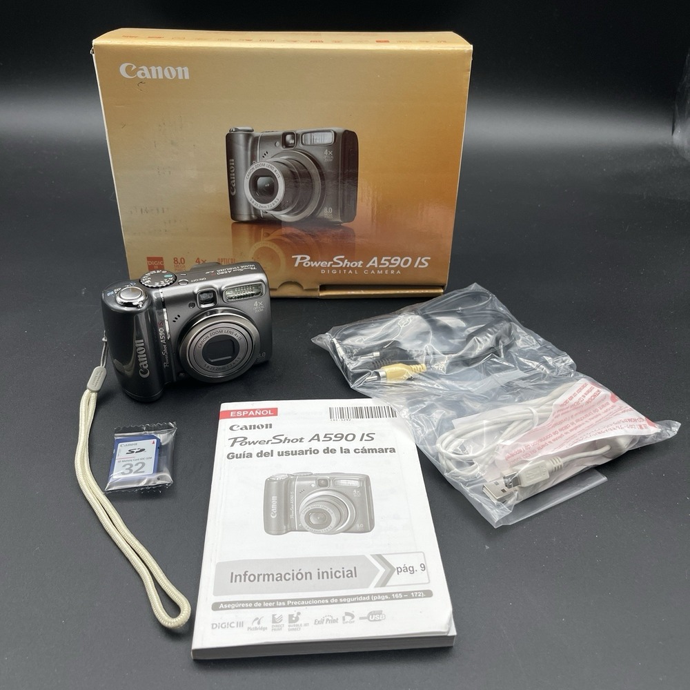 Canon PowerShot A590 IS 8MP Digital Camera Kit Box Cables 32MB SD 1032
